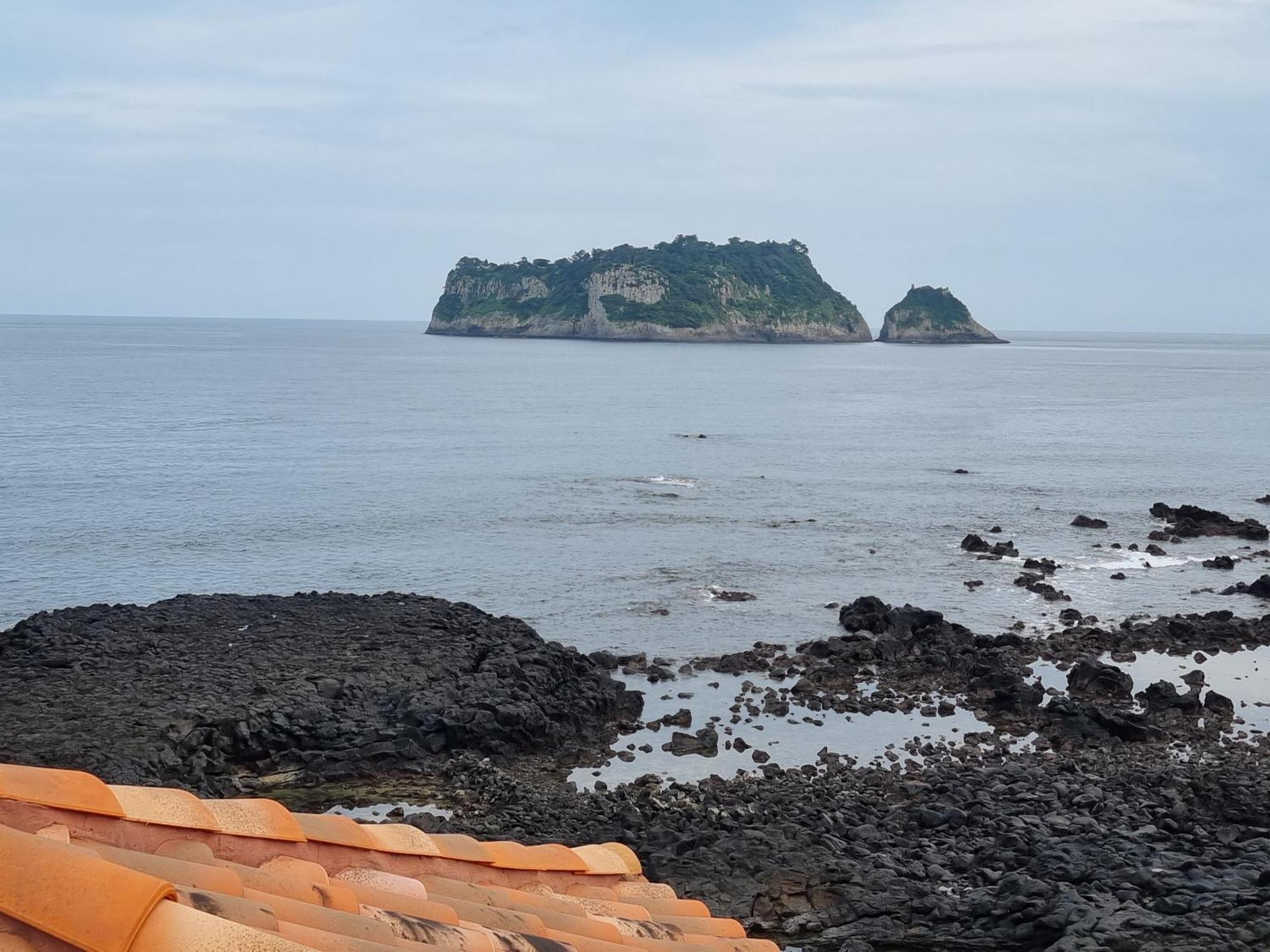 Вилла Jeju Amoje Согвипхо Экстерьер фото