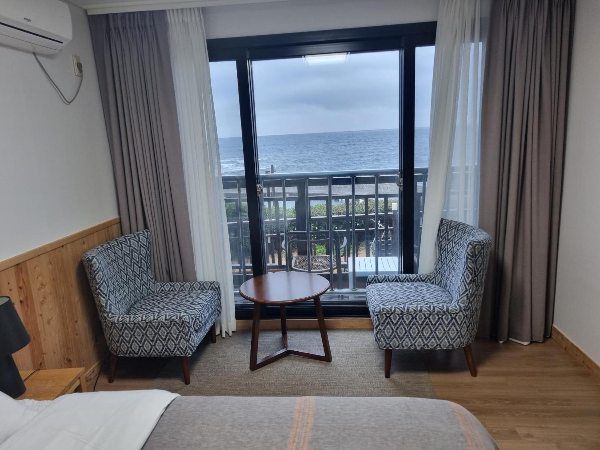 Вилла Jeju Amoje Согвипхо Экстерьер фото