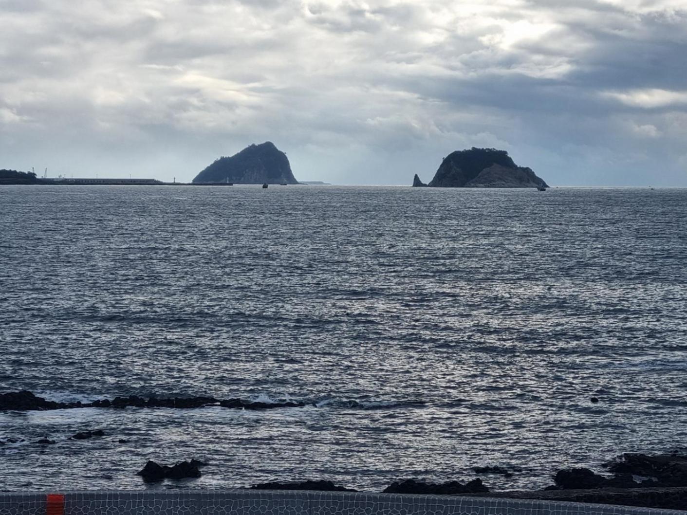 Вилла Jeju Amoje Согвипхо Экстерьер фото